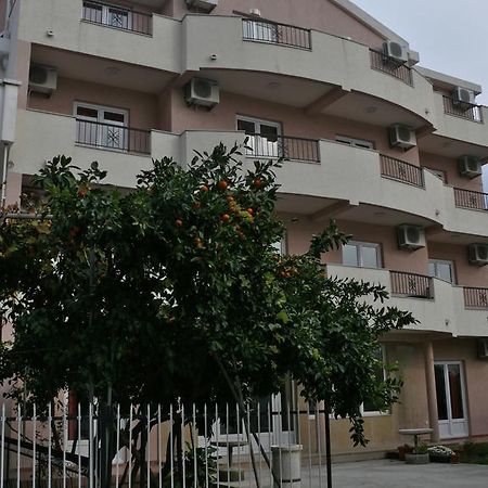 Guest House Zec Μπούντβα Εξωτερικό φωτογραφία