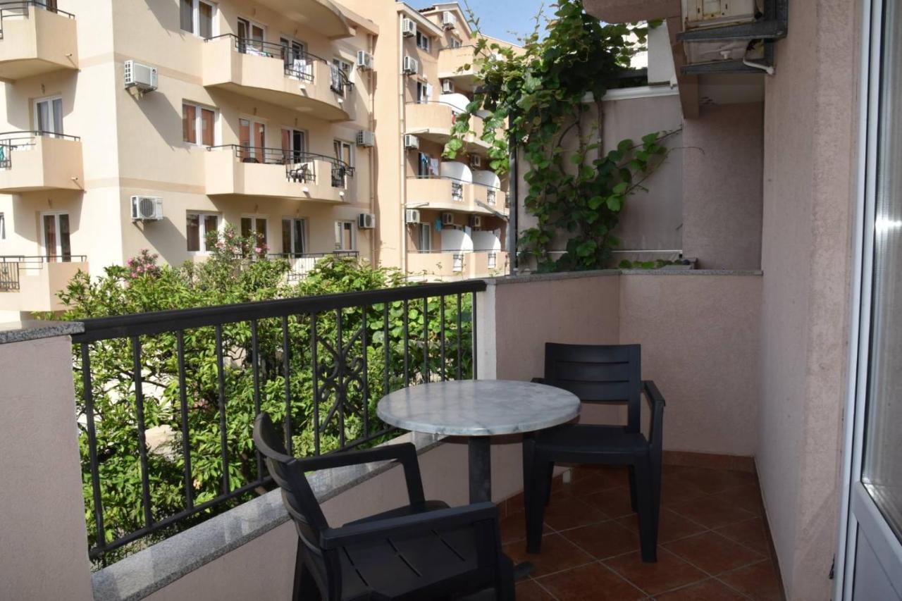 Guest House Zec Μπούντβα Εξωτερικό φωτογραφία