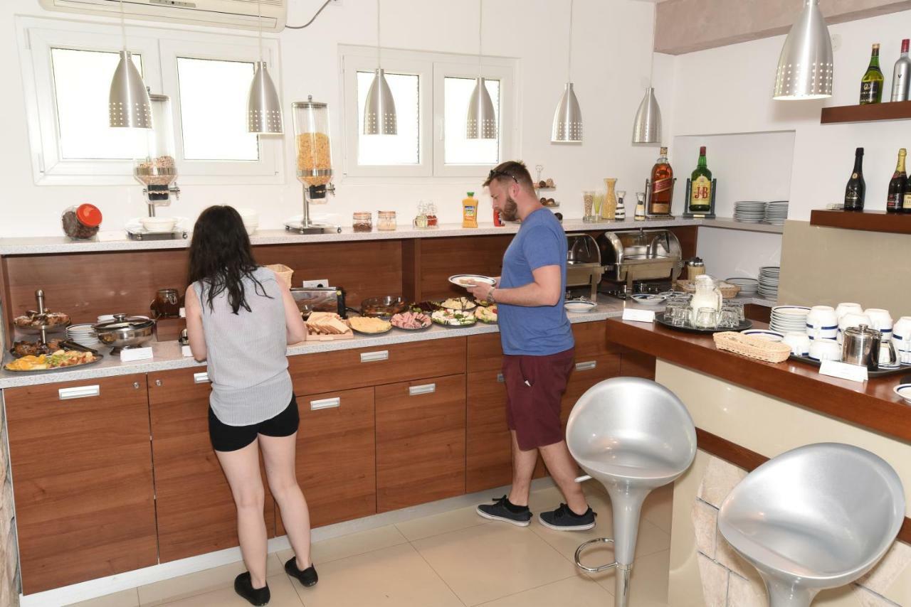 Guest House Zec Μπούντβα Εξωτερικό φωτογραφία