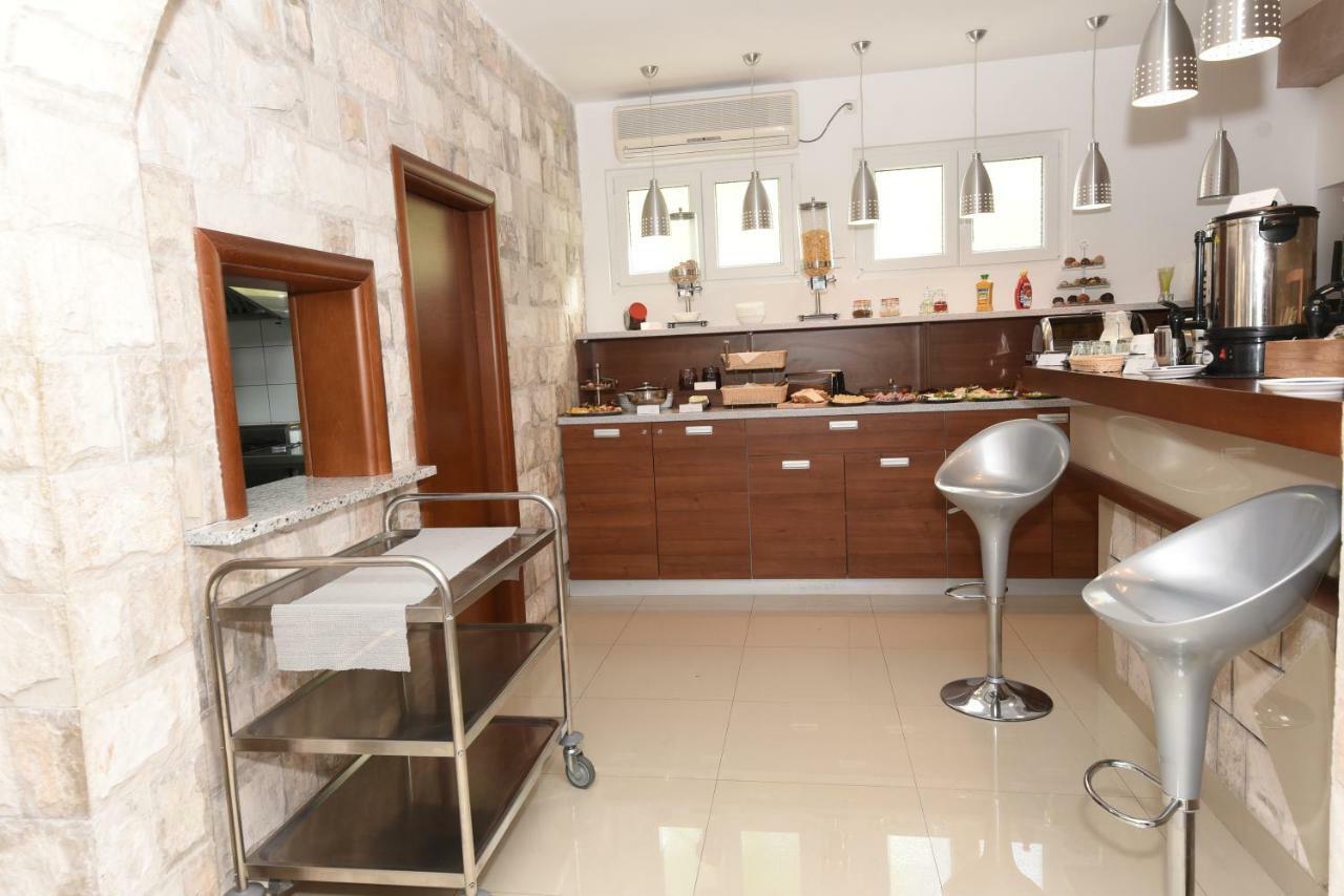 Guest House Zec Μπούντβα Εξωτερικό φωτογραφία
