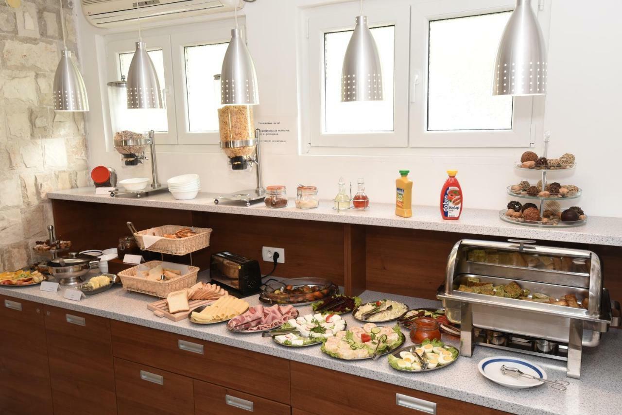Guest House Zec Μπούντβα Εξωτερικό φωτογραφία