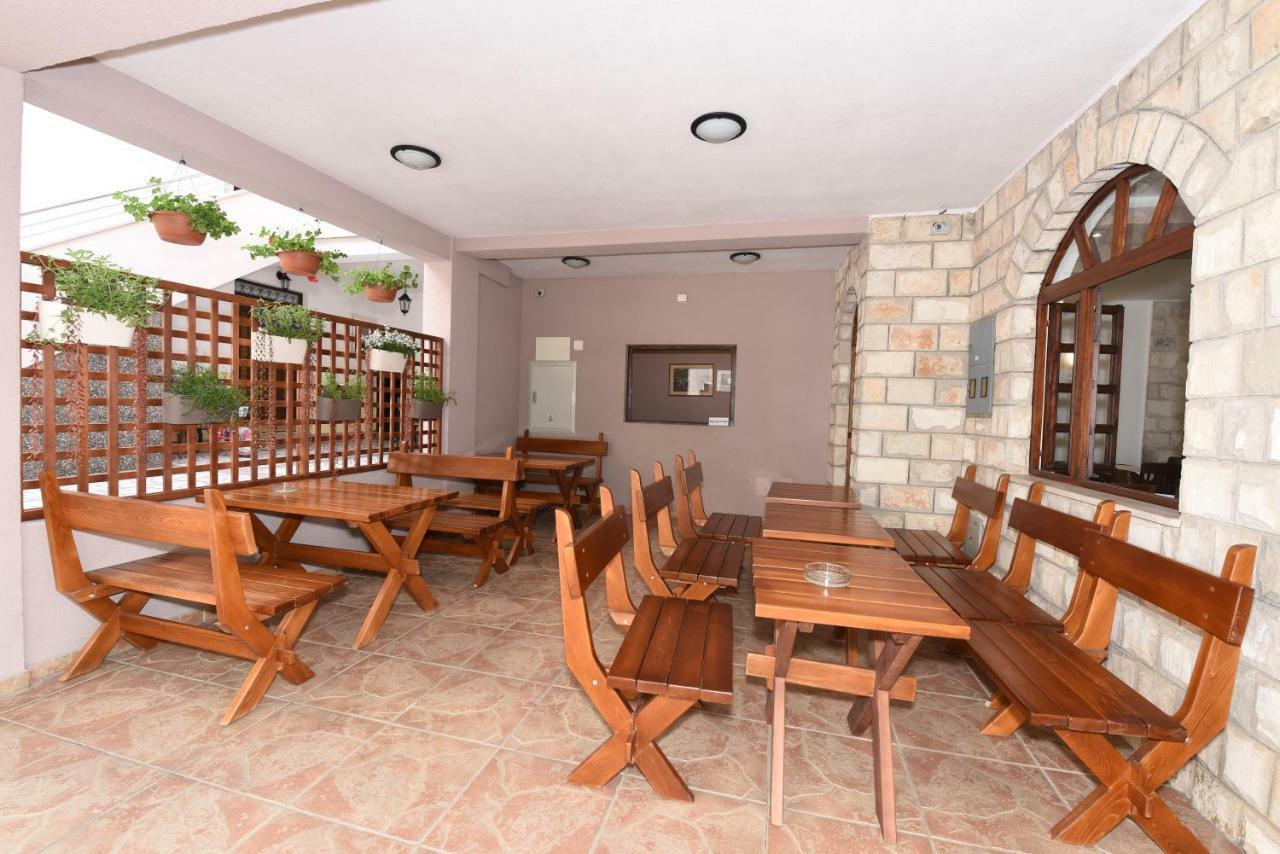Guest House Zec Μπούντβα Εξωτερικό φωτογραφία