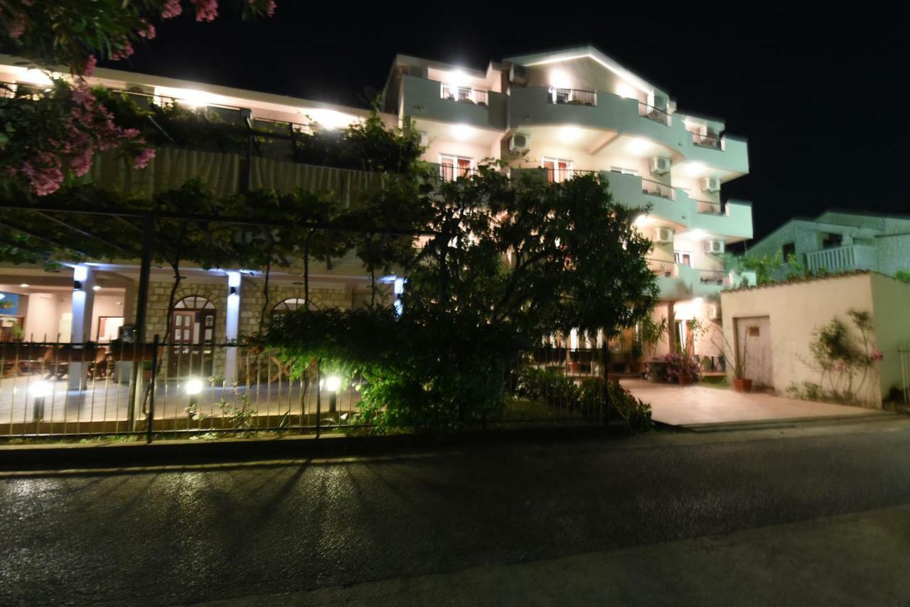 Guest House Zec Μπούντβα Εξωτερικό φωτογραφία