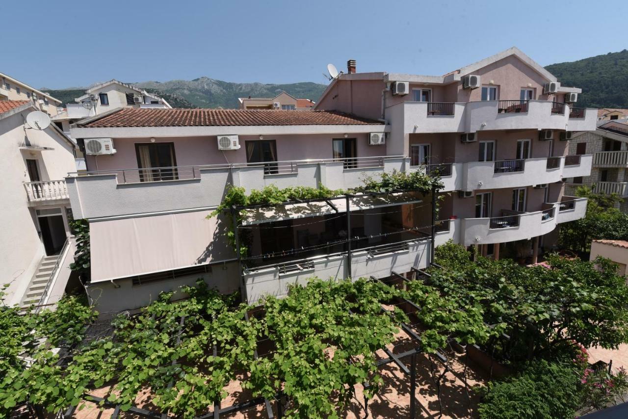 Guest House Zec Μπούντβα Εξωτερικό φωτογραφία